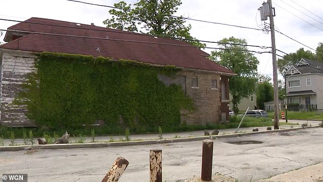 Chicago activist. 53. finds woman trapped for four or five days inside abandoned home of 30 years